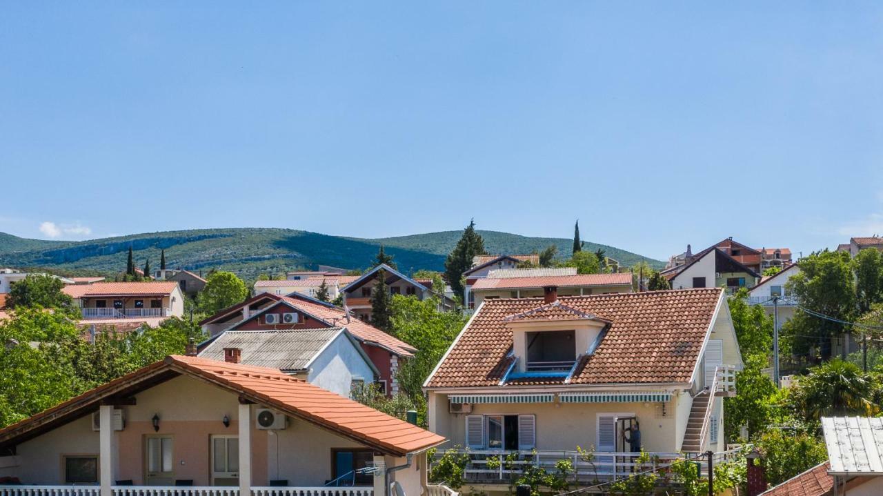 Kiwi Apartments Горни-Карин Экстерьер фото