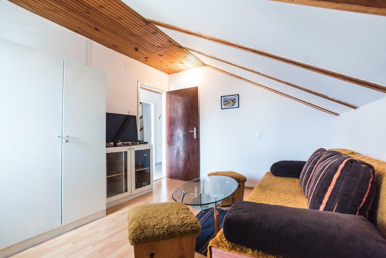 Kiwi Apartments Горни-Карин Экстерьер фото