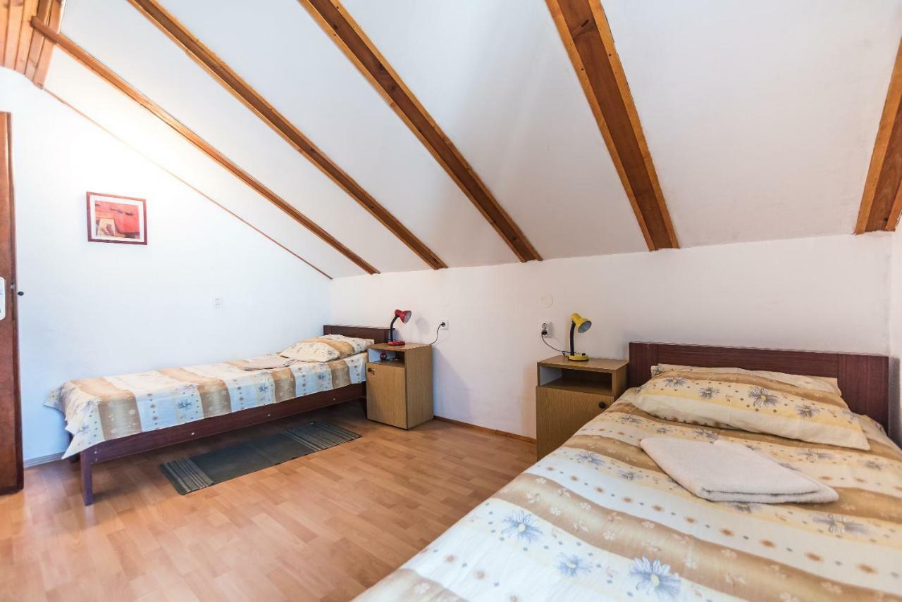 Kiwi Apartments Горни-Карин Экстерьер фото