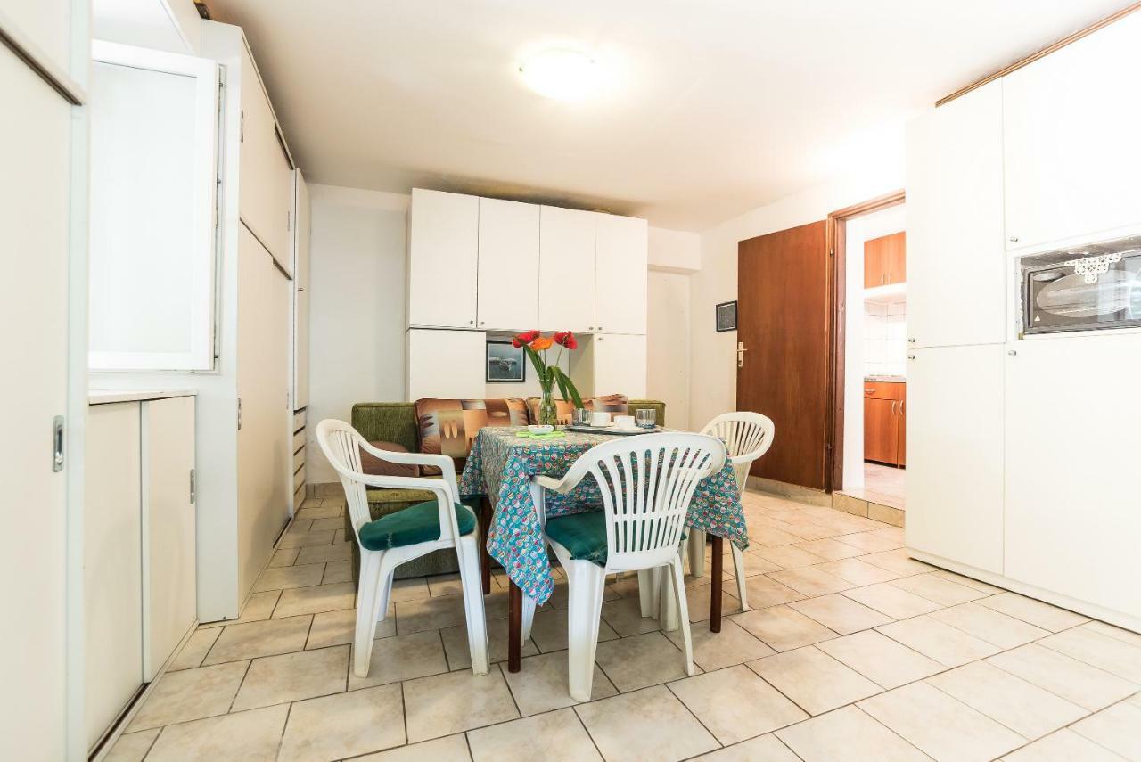 Kiwi Apartments Горни-Карин Экстерьер фото