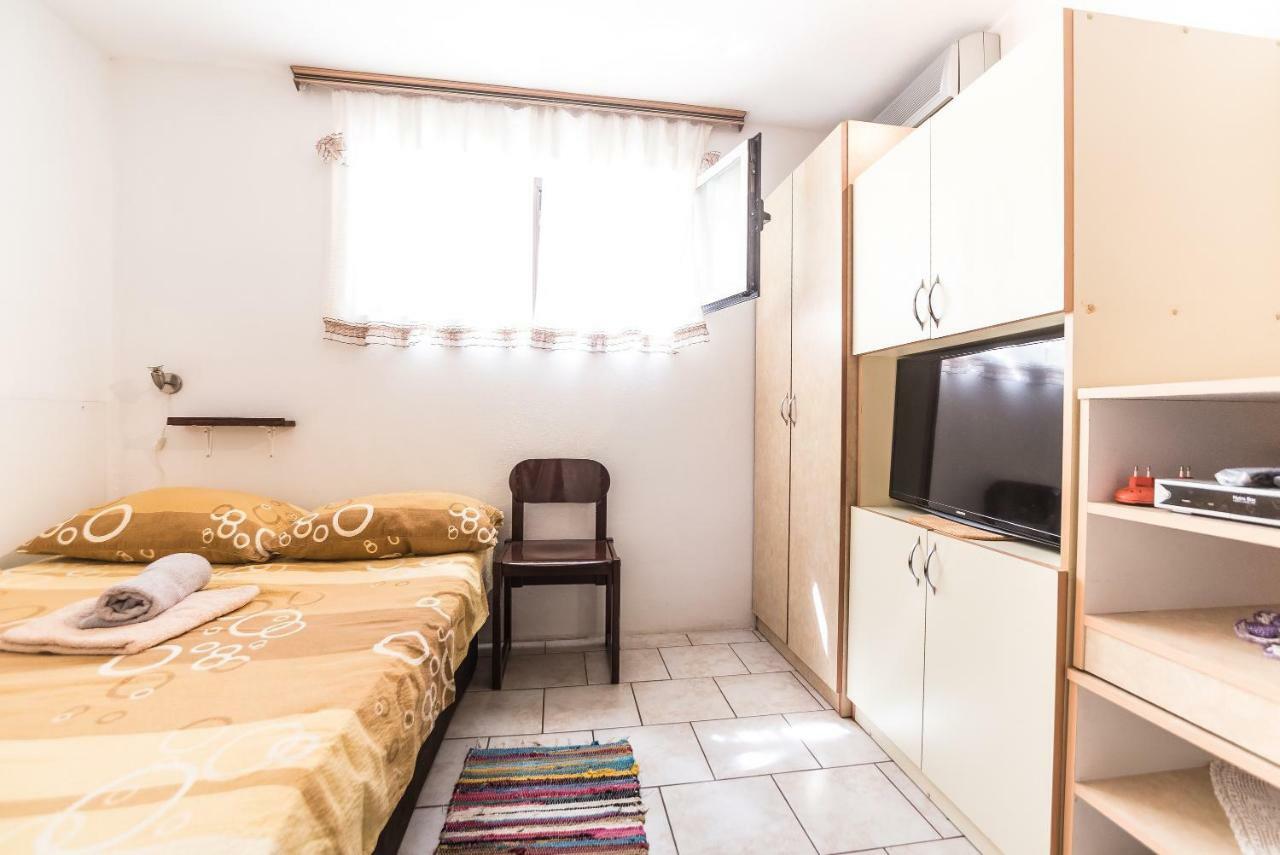 Kiwi Apartments Горни-Карин Экстерьер фото
